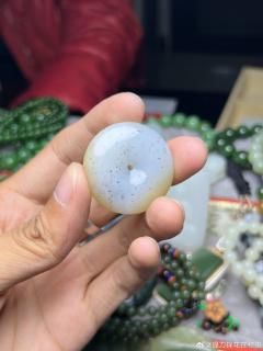 点墨青花带糖平安扣