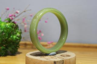 和田玉手镯居然有这么多镯型,看看你喜欢那个?