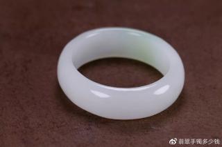 老坑冰种翡翠手镯图片